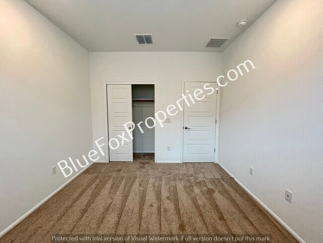 Building Photo - 6305 E Desert Peak Dr