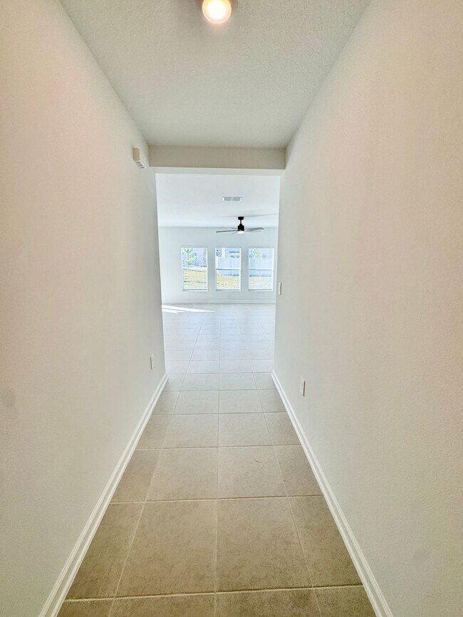 Building Photo - Be the First to Live Here | Stunning New Construction Home in Hidden Ridge