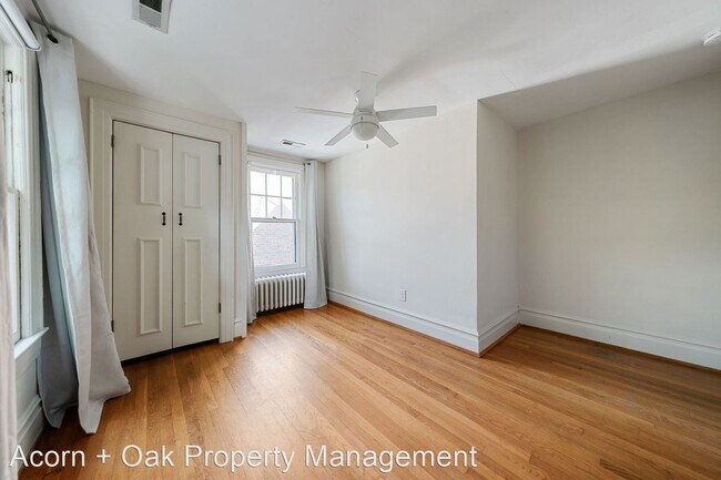 Building Photo - 3 br, 2.5 bath House - 1917 W Club Blvd