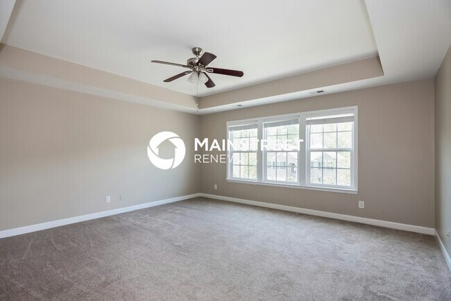 Building Photo - 5 Bedroom Pet-Friendly Home in Charlotte, ...