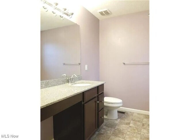 Building Photo - 5055 Lake Forest Dr