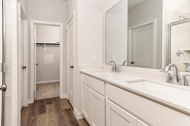 Building Photo - 7922 Alset Dr