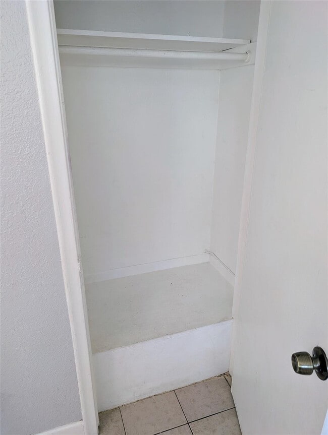 Building Photo - 1500 NW 58th Terrace