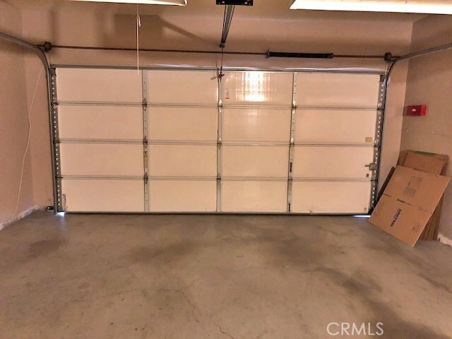 Building Photo - 444 Middlebury Ct