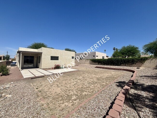 Building Photo - 3715 S Escalante Oasis Pl