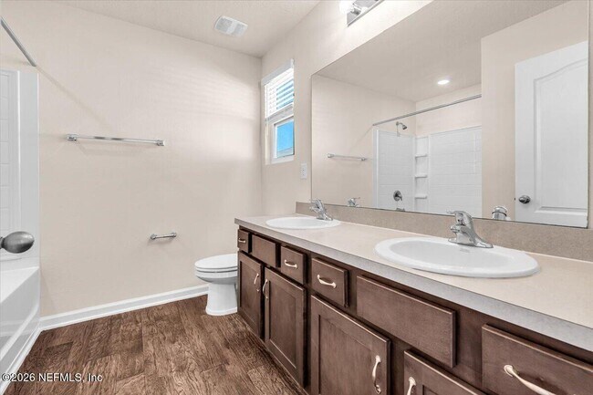 Building Photo - 2262 Willow Springs Dr