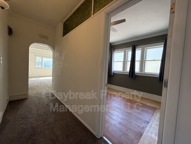Building Photo - 1228 10th St N