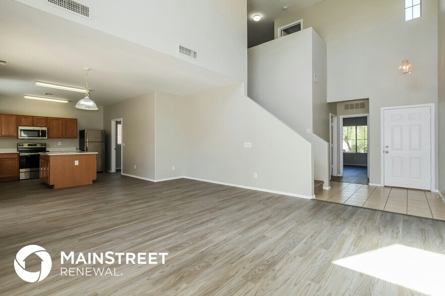 Building Photo - 17319 W Caribbean Ln