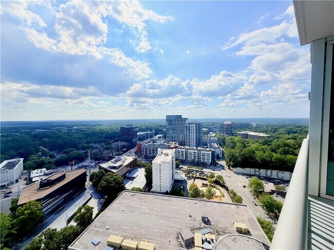 Building Photo - 3338 Peachtree Rd NE