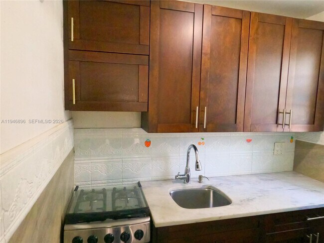 Building Photo - 4636 Holt Rd