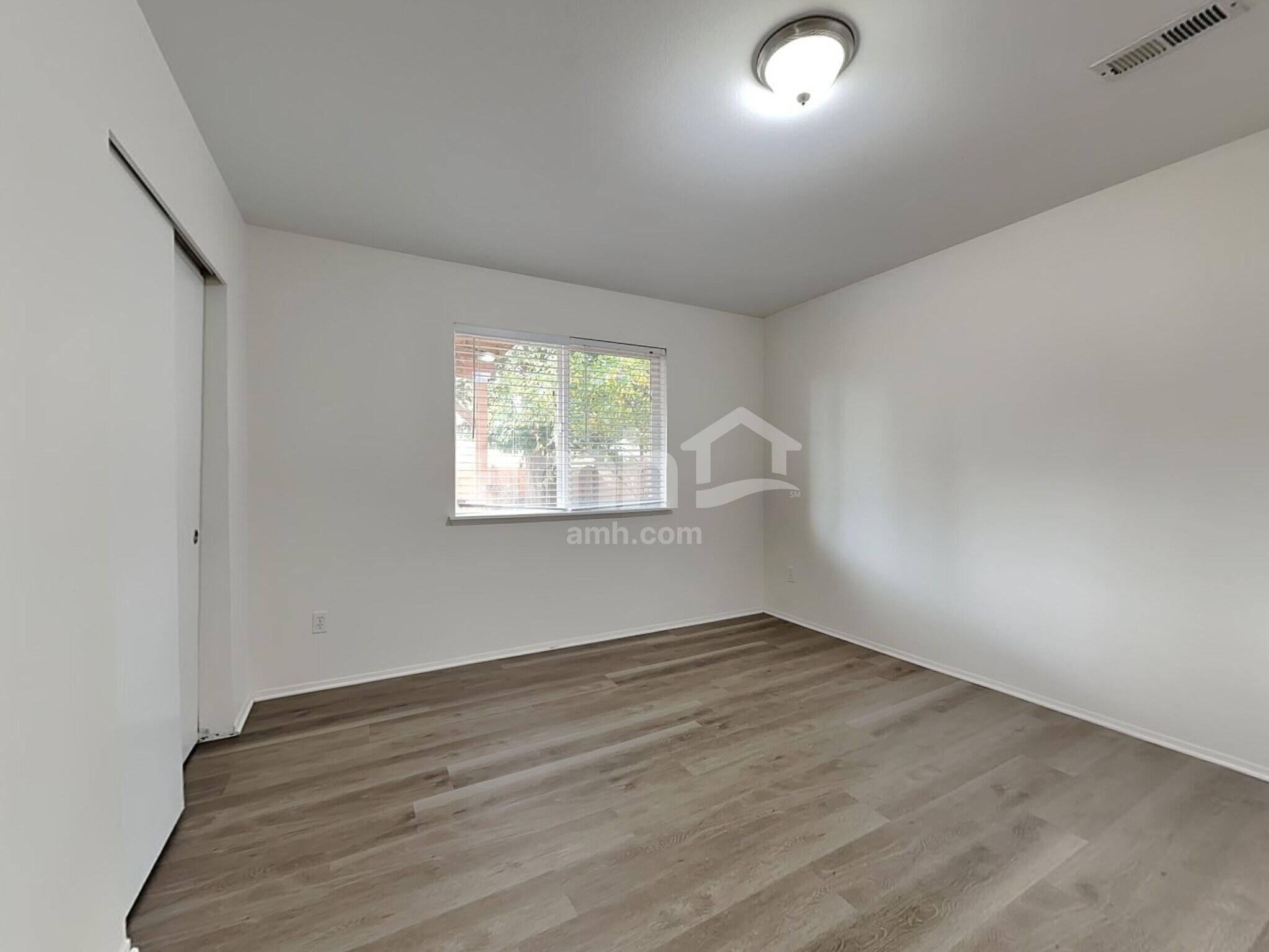 Building Photo - 8008 207th St Ct E