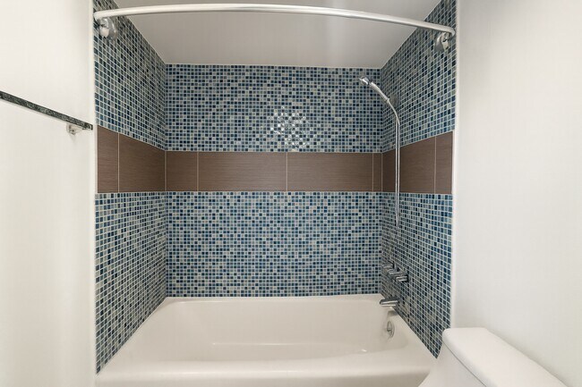 Building Photo - 7510 Hornwood Dr