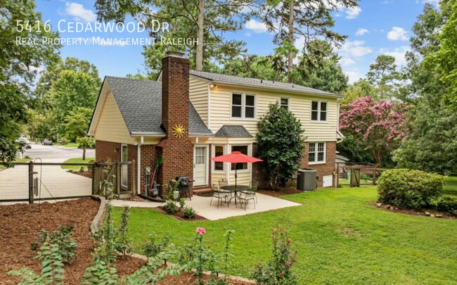 Building Photo - 5416 Cedarwood Dr