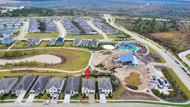 Building Photo - 20926 White Rock Crk Dr