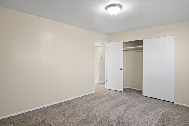 Building Photo - 3661 S 6830 W