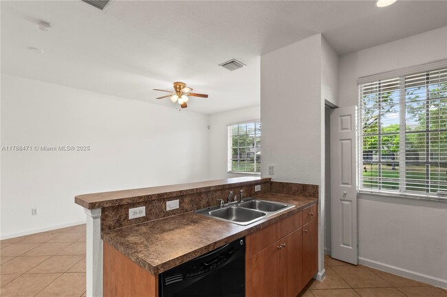 Building Photo - 1209 Abaco Ln