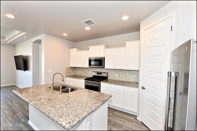 Building Photo - 13621 Olney Ave