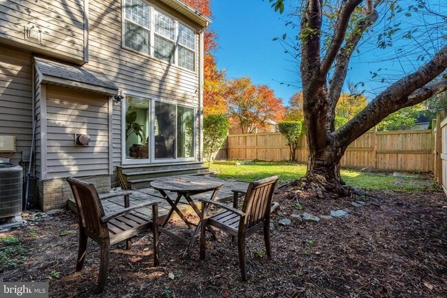 Building Photo - 5617 Gosling Dr