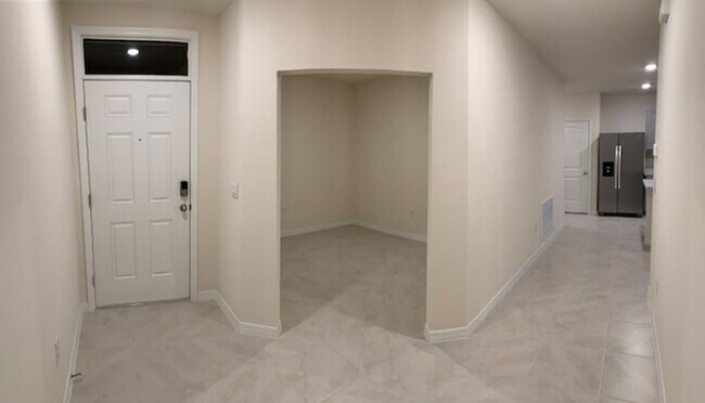 Building Photo - 20007 Royal Tern Ct