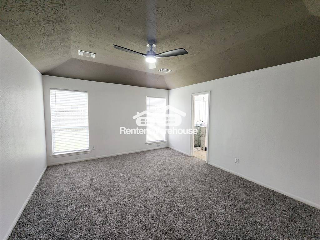 Building Photo - 2810 Autumn Springs Ln