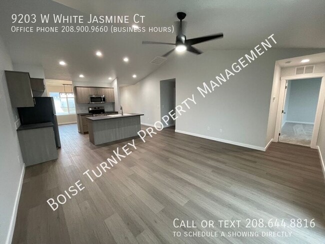 Building Photo - 9203 W White Jasmine Ct