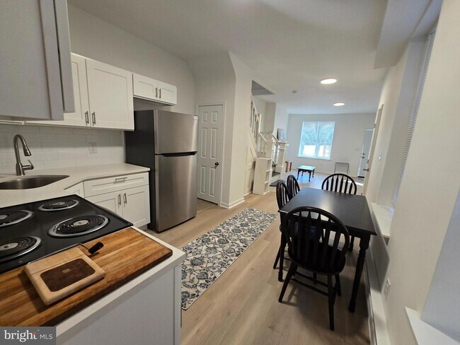 Building Photo - 1523 N 30th St