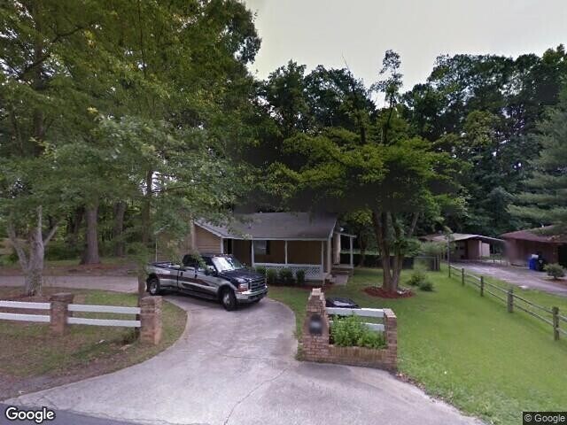 Building Photo - Great ranch home with lots of land!!!