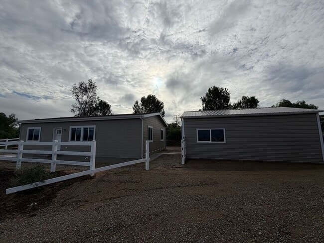 Building Photo - 40530 Calle Cancion