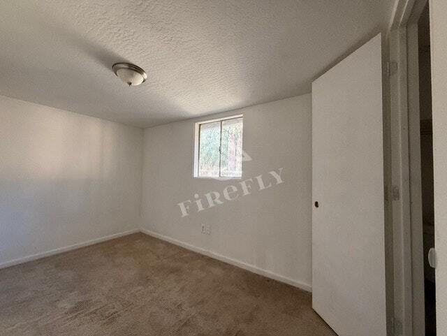 Building Photo - 2058 Pinehaven Ln