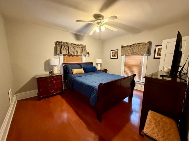 Building Photo - 500 Barrett St