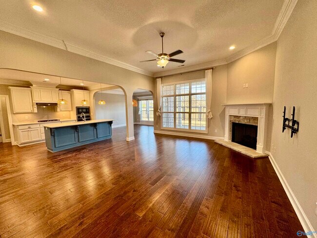 Building Photo - 4353 SE Willow Bend Ln