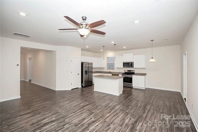 Building Photo - 7306 Wheyfield Dr