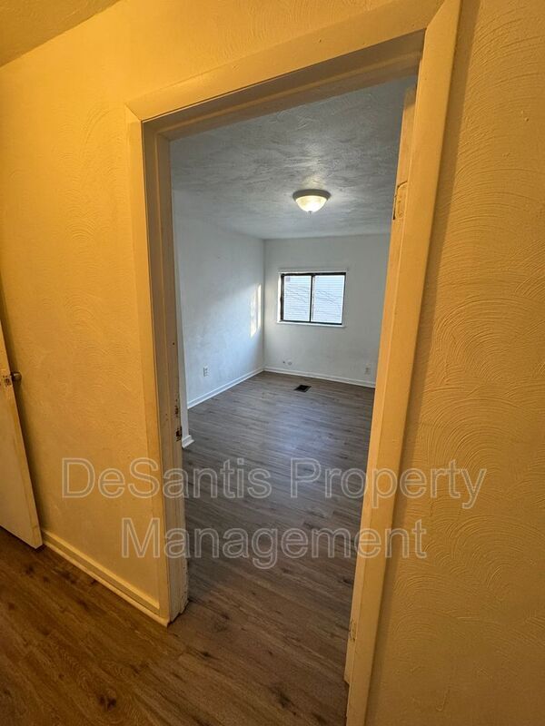 Building Photo - 2903 Stayton St