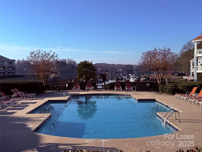 Building Photo - 1133 Torrence Cir