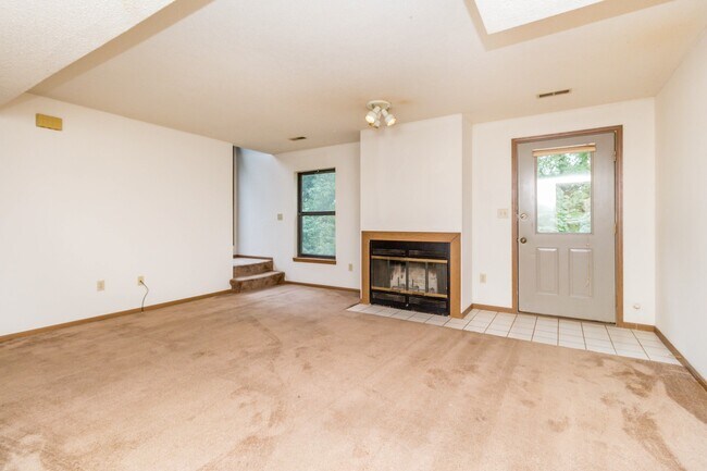 Building Photo - 1616-1618 Handley Place