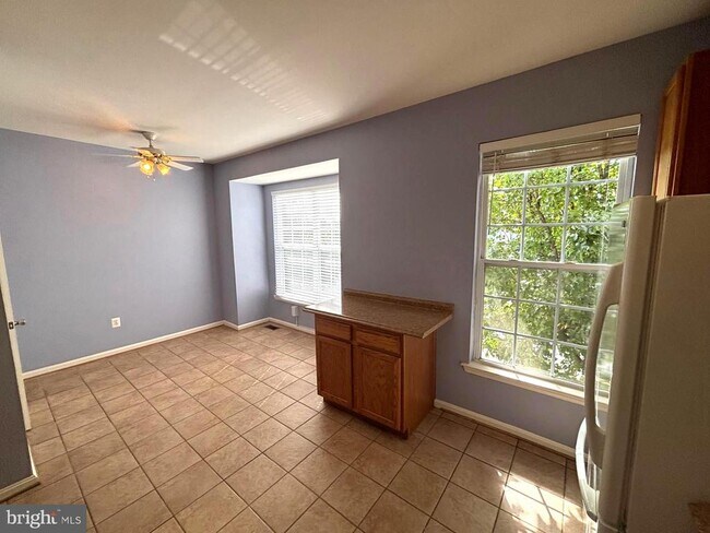 Building Photo - 20467 Blue Heron Terrace