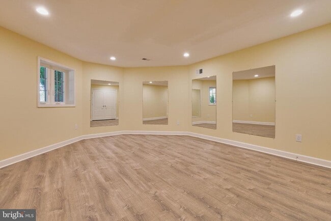 Building Photo - 1159 Mill Garden Ct