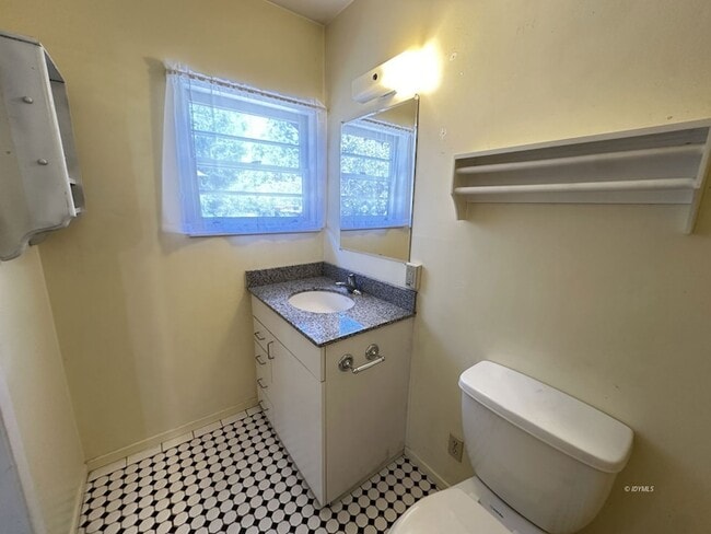 Building Photo - 26748 Mcmahan