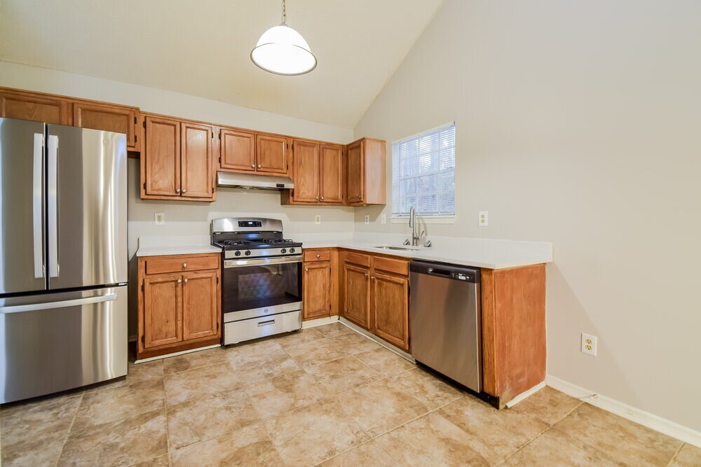 Building Photo - 3069 Oakvale Heights