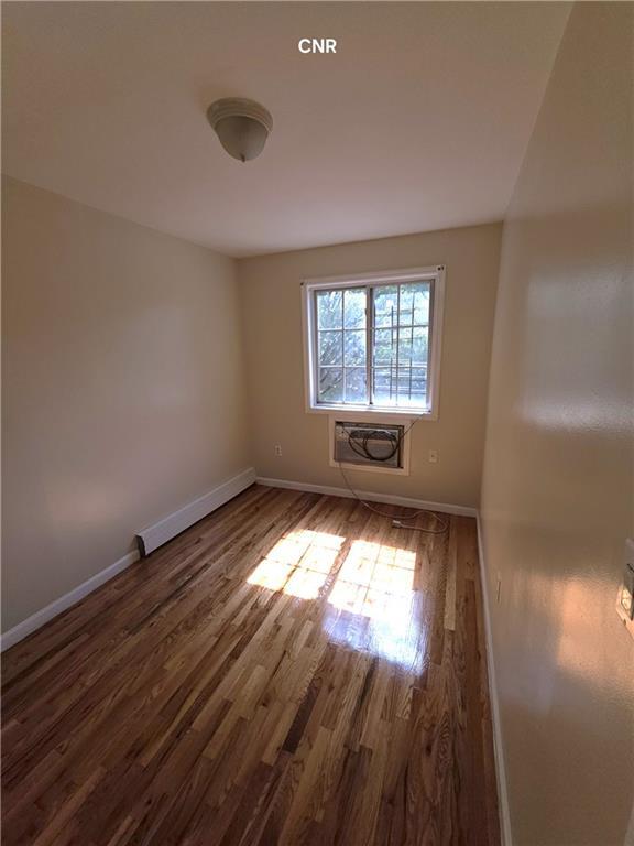 Building Photo - 2139 Strauss St