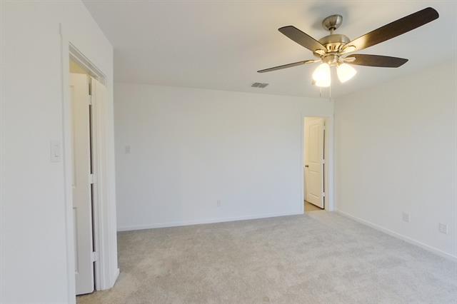 Building Photo - 807 Ginkgo Wy