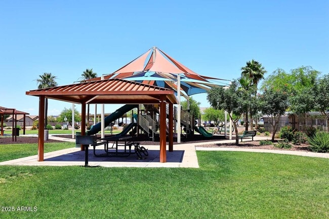 Building Photo - 29932 N Palo Verde Dr
