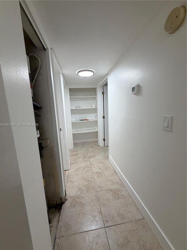 Building Photo - 8065 SW 107th Ave