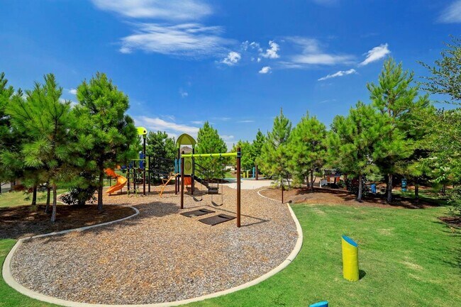 Building Photo - 8914 Milam Grove Dr
