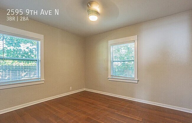 Building Photo - Stunningly Remodeled 3-Bedroom Home on a C...