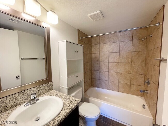 Building Photo - 3682 Melonies Dr