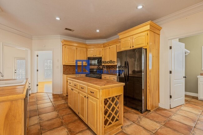 Building Photo - 3 Bed/2 Bath Home in Brandon