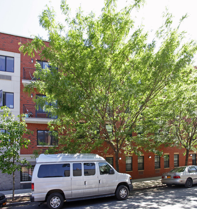 Building Photo - Emma Feliciano Apartments