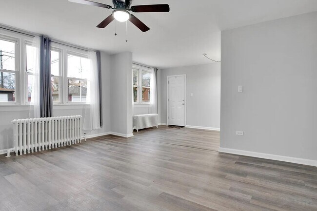 Building Photo - 3711 E 98th St