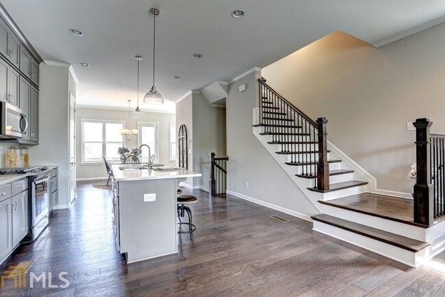 Building Photo - 10120 Windalier Way